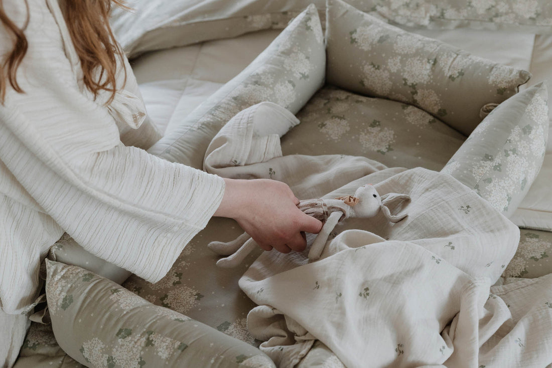 Muslin Swaddle Blanket | Folia