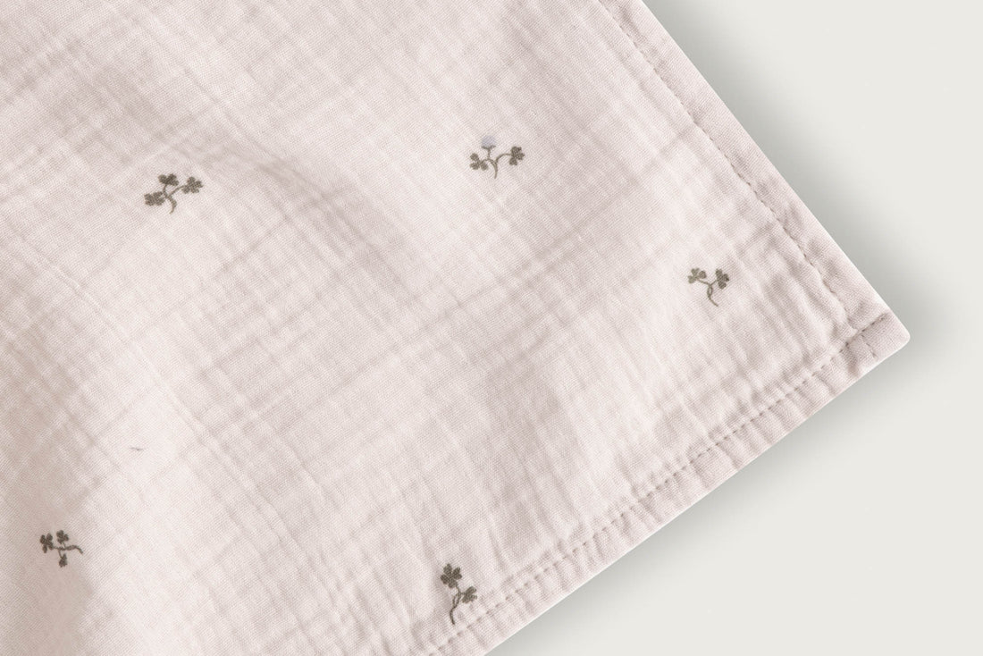 Muslin Swaddle Blanket | Folia